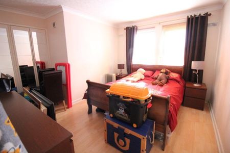 Avonwick Road, Hounslow - Photo 4