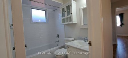 For Lease - 552 Marlatt Drive, Oakville, Ontario - Photo 4