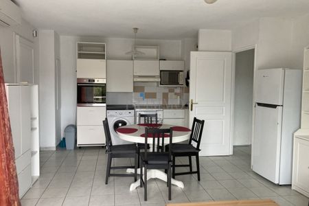 DEUX PIECES MEUBLE - Photo 5