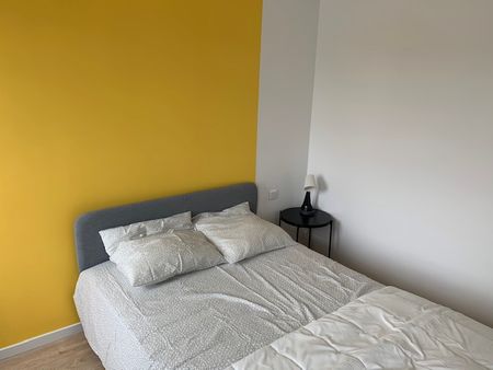 Location Appartement 4 pièces 67m² - Photo 5