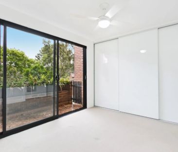 43/150 Wigram Road, - Photo 2