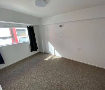 Fully renovated 2BR Te Aro Apt - Central & Comfy! - Photo 5