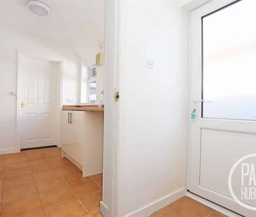 Somerton Avenue, Lowestoft, NR32 - Photo 4