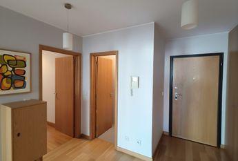 Fantástico Apartamento T2 para Arrendamento em Matosinhos