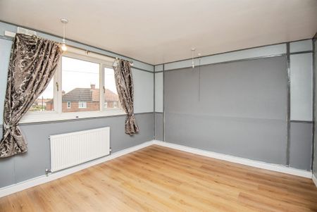 West Pinfold, Barnsley, Royston - Photo 4