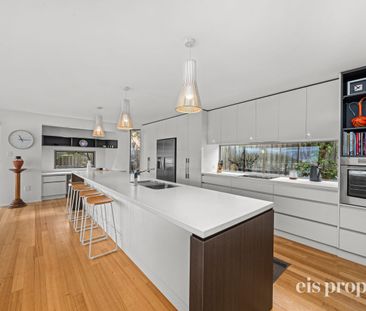 High End Property With Luxury Views - Fully Furnished - Photo 6