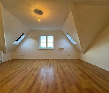 11 Essex Court, Carrickfergus, BT38 7UQ - Photo 2