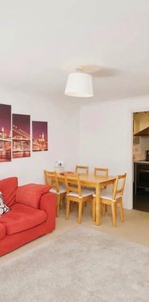 Room in a Shared Flat, Qube, B1 - Photo 1