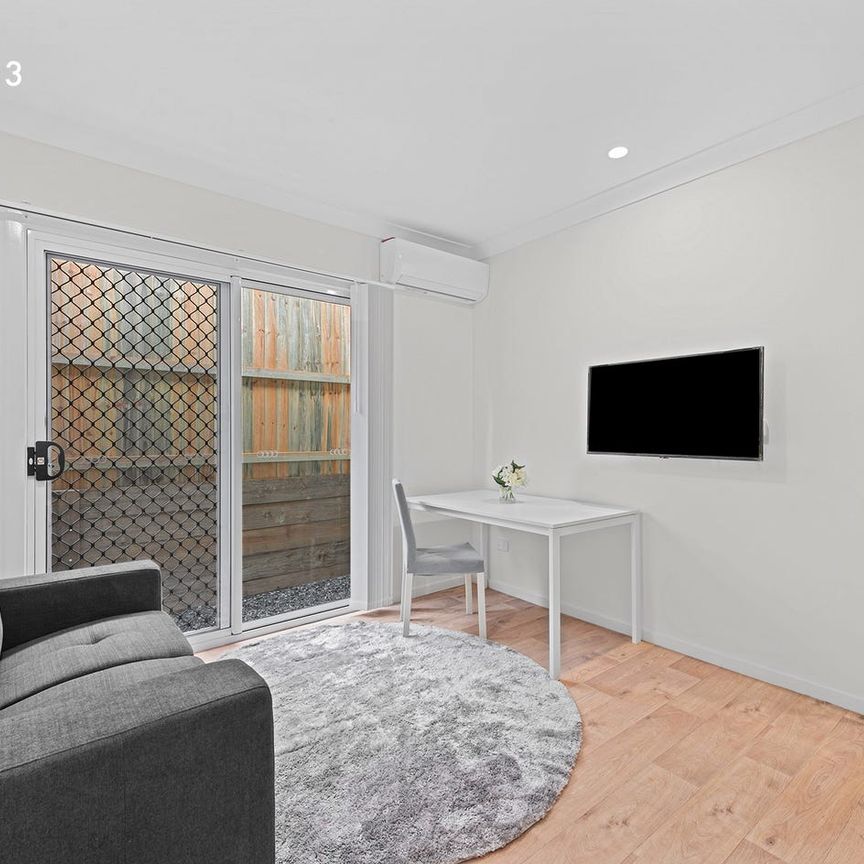 Fully Furnished Studio Room – All Bills Included – Available from 09/10/2025 - Photo 1