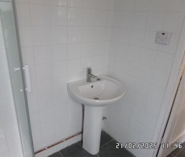 2 bedroom detached house to rent - Photo 1