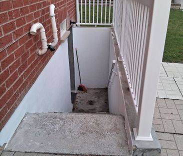 For Lease - 55 Rollinghill Road Unit# Bsmt, Richmond Hill, Ontario - Photo 6