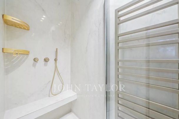 Appartement à louer Paris 8Ème - Faubourg-Du-Roule, Paris Rive Droite, France3 550 EUR / Mois - Photo 1