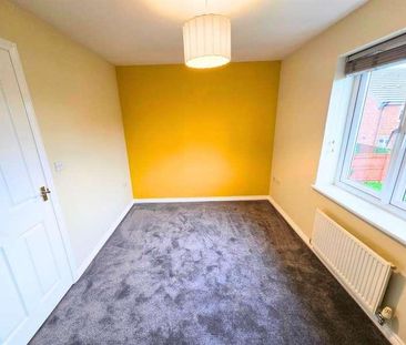 Blenheim Road South, Middlesbrough, TS4 - Photo 3