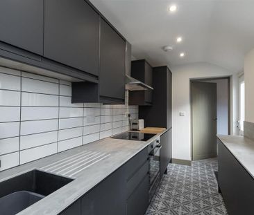 1 bedroom in a house share to rent - Photo 6