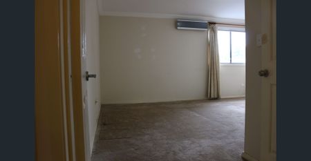 Spacious Duplex with peaceful private garden! - Photo 5