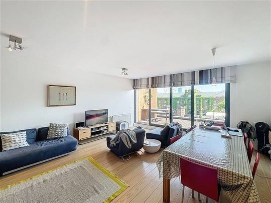 Appartement te huur - Photo 1