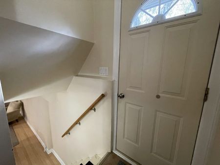 38 Watts Crescent - Photo 3