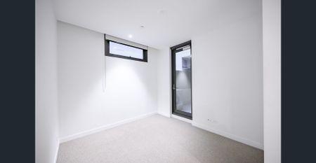 2 Bedroom 2 Bathroom with 1 Carpark @ST Kilda - Photo 3