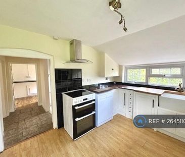3 bedroom detached house to rent - Photo 2