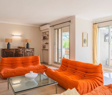 Location Appartement 5 pièces 152m² AIX EN PROVENCE 90ème - Photo 1