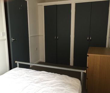 1 Bed Flat, The Tanneries, S8 - Photo 1