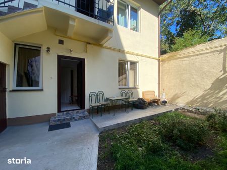 Apartament de inchiriat Ultracentral - O camera - Piata Muzeului - Photo 3