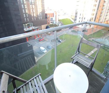 2 bedroom apartment to rent - Photo 6