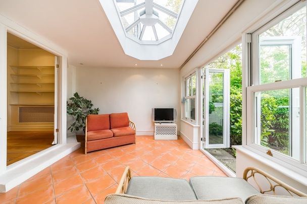 4 bedroom terraced house to rent - Photo 1