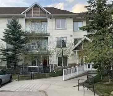 Cozy condo 1 bed room + den 50 plus living please call 403 970 7062 | Calgary - Photo 1