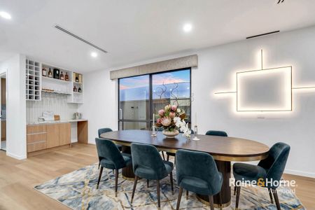 Spacious & Modern Family Home in the Heart of Kilmore! - Photo 3
