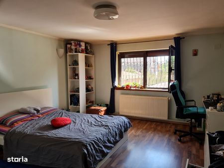 CASĂ INDIVIDUALĂ DE ÎNCHIRIAT – OTOPENI, ZONĂ CENTRALĂ - Fotografie 4
