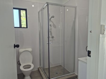 Fully Renovated 1-Bedroom Flat – Just 200m from the Beach! - Photo 3