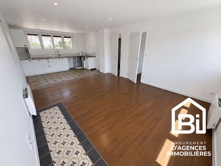 Location Appartement 4 pièces 73m² - Photo 5