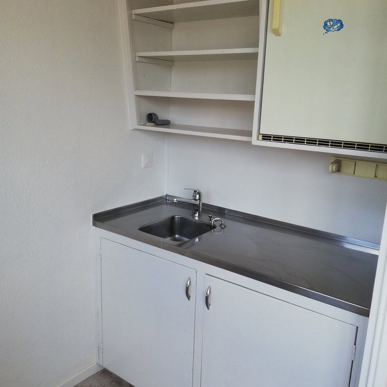 1 Zimmer, 28 m², 2. Stock - Photo 1