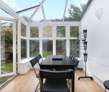 4 bedroom terraced house to rent - Photo 5
