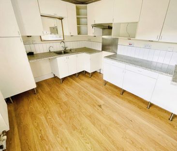 Duke Street, ABERTILLERY - Photo 4