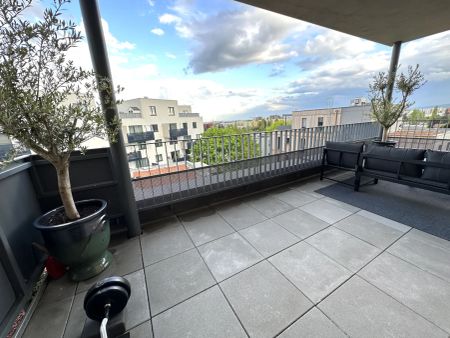 Wunderschöne & vollmöblierte 2-Zimmerwohnung in absoluter Ruhelage mit schönem Ausblick von großer Terrasse - en suite Badezimmer inklusive - Foto 4