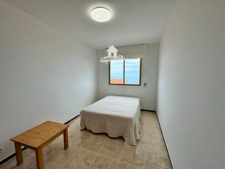 Amplio piso de 4 dormitorios con vistas al mar en el corazón de La Orotava - Photo 4