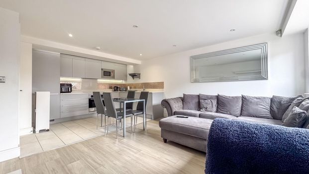 Church Street, Ware - Photo 1