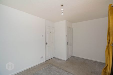 Glastonbury Road - Photo 3