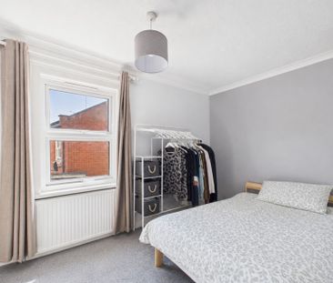 Dunalley Parade, Cheltenham, Gloucestershire, GL50 - Photo 2