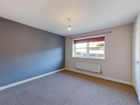 2 bedroom terraced house to rent - Photo 2