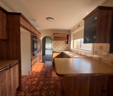 For Rent | 12 month lease available 30th March. - Photo 3