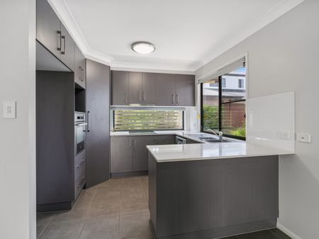 2/5 Blake Street, Wilsonton QLD 4350 - Apartment For Rent | Domain - Photo 5