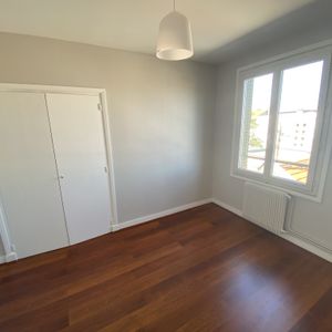 Location Appartement 2 pièces 30m² CLERMONT FERRAND 63000 - Photo 2