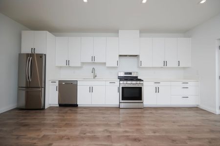 1XX Dowding Road, Port Moody, BC V3H2Z7 - Photo 2