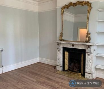 5 bedroom semi-detached house to rent - Photo 6