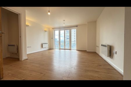 1 Bed Flat, Icon Building, IG1 - Photo 2