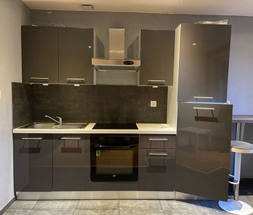 Location Appartement 2 pièces 40m² - Photo 3