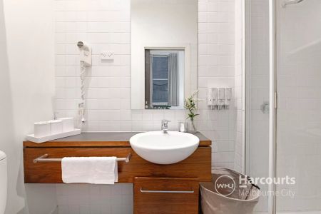 Furnished Studio! (Electricity & Water usage included) - Photo 4